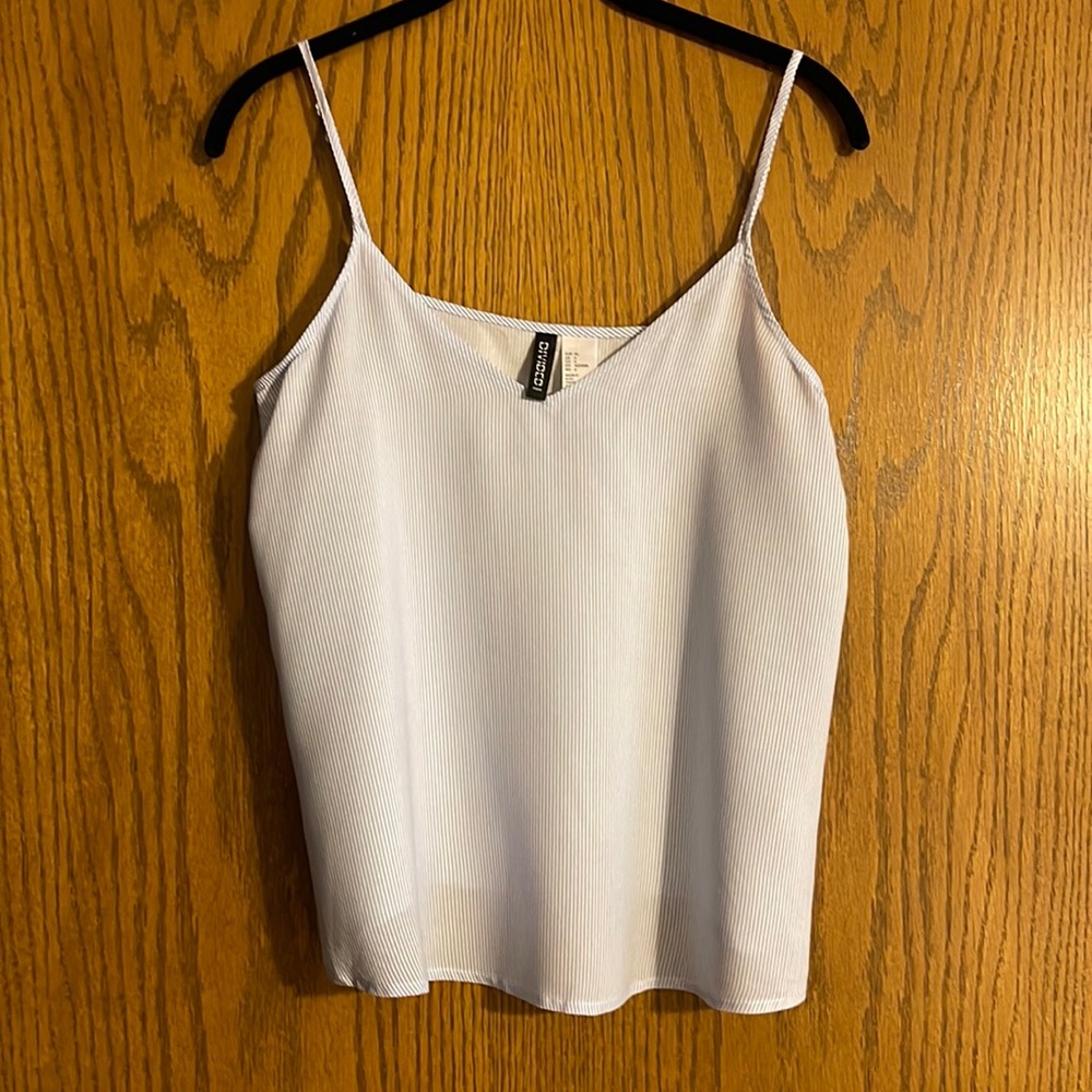 H & M Divided V neck camisole top 6